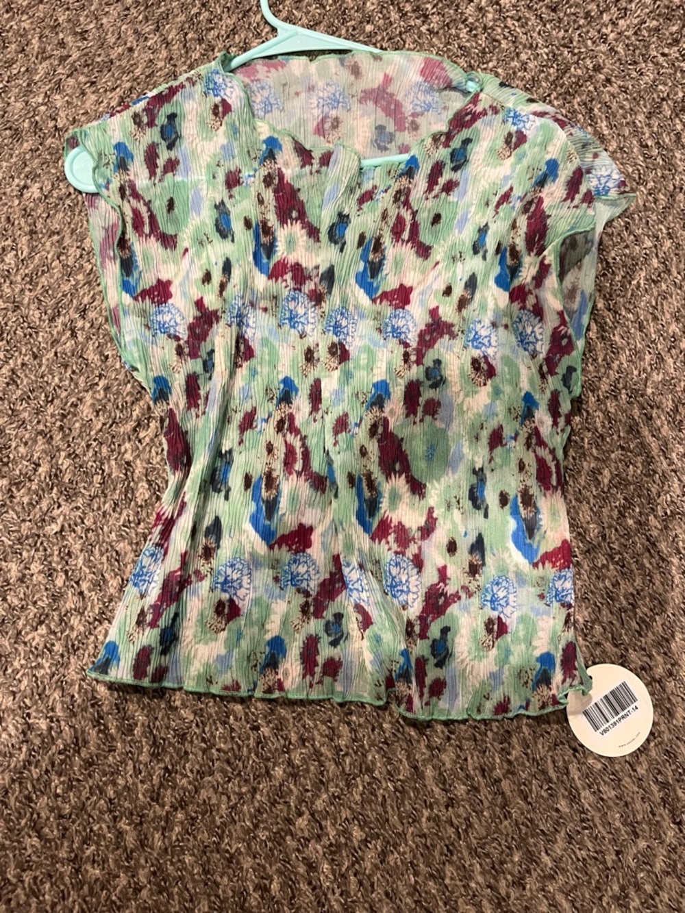 Cap-Sleeve Floral Pleated Blouse in Mint Green